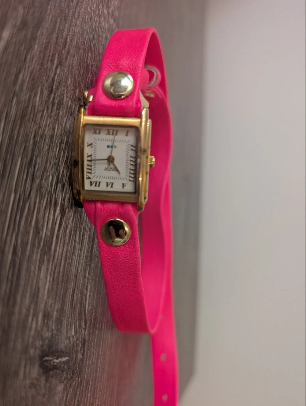 La Mer Women's Hot Pink Wrap Band Watch